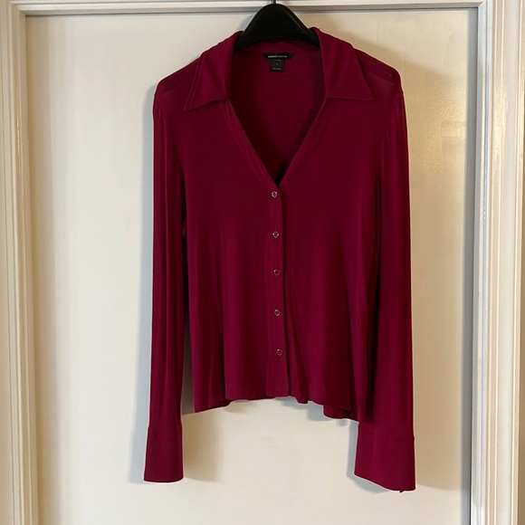 Pomegranate V neck button down long sleeve 90% rayon 4% spandex for elasticity. - Picture 1 of 6